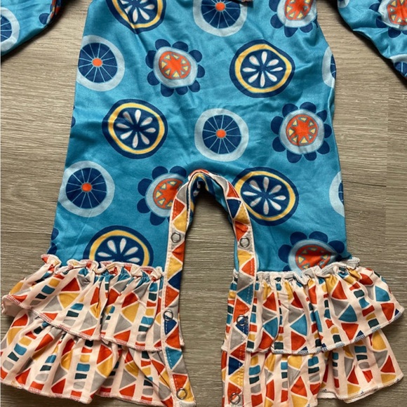 Pete + Lucy Baby Girl Geo One Piece - Picture 3 of 3